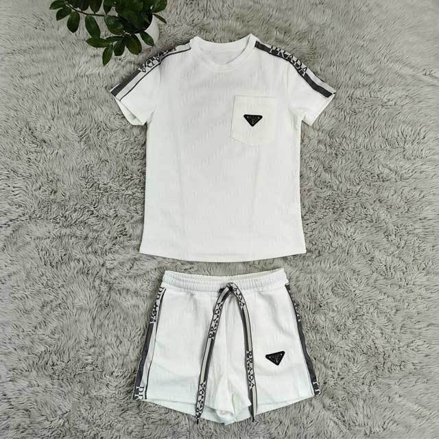 Fashion Logo Embossing Casual Short Set