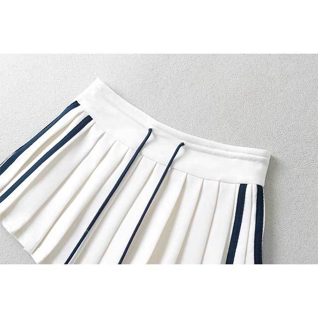 Contrast Color Striped Pleated Skirt