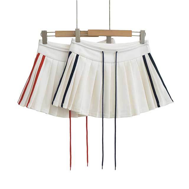 Contrast Color Striped Pleated Skirt