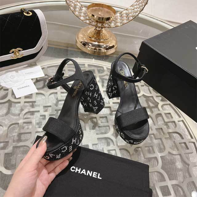 Rhinestones Chunky Heeled Sandals