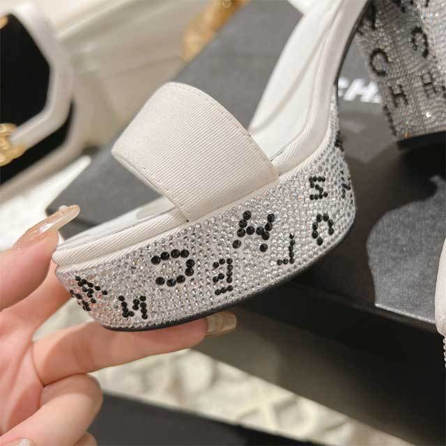 Rhinestones Chunky Heeled Sandals