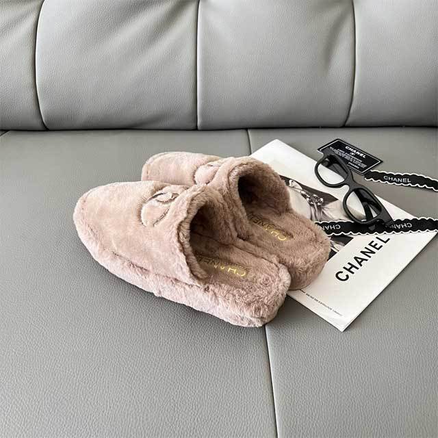 Fashion Thick-soled Furry Slippers