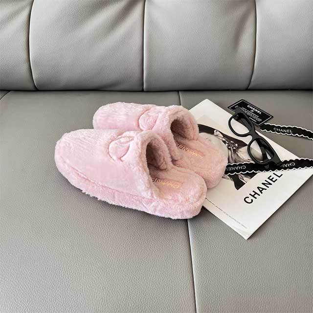 Fashion Thick-soled Furry Slippers