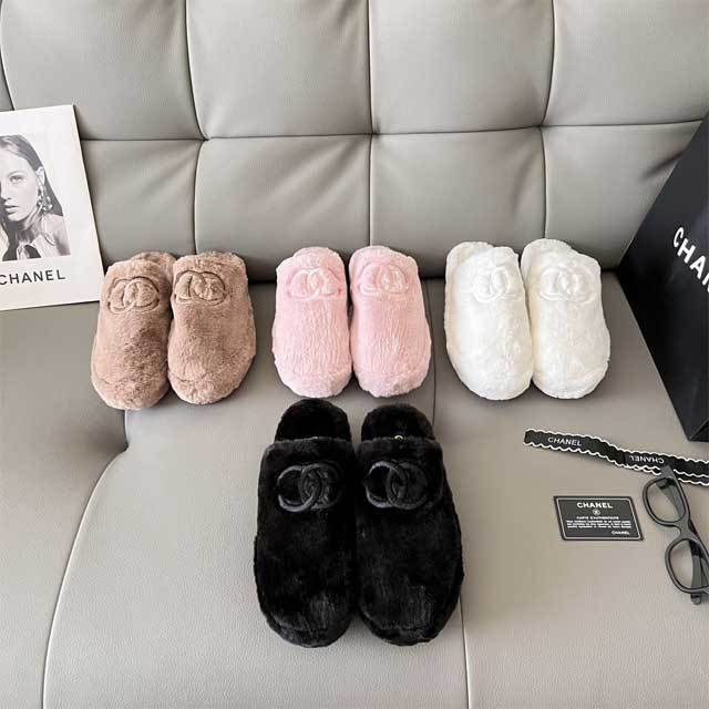 Fashion Thick-soled Furry Slippers