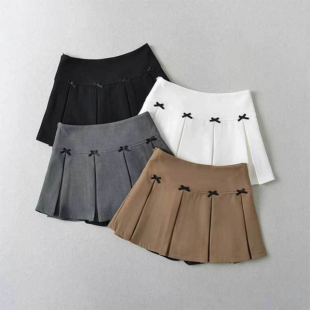 High-waisted Pleated Skirt with Bow Decoration
