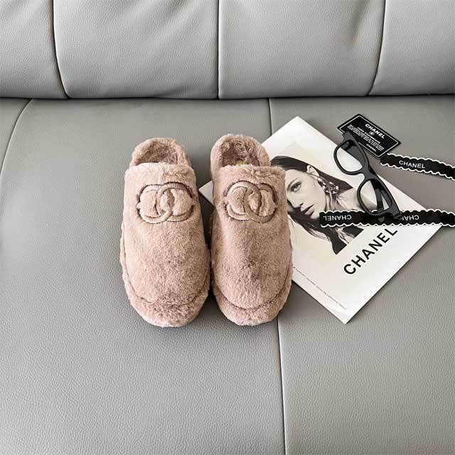 Fashion Thick-soled Furry Slippers