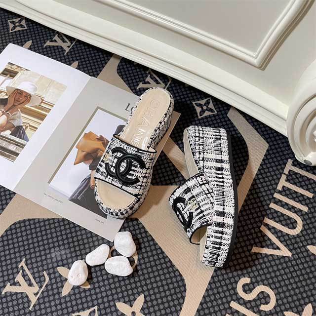 Embroidery Fashion Women Platform Slides