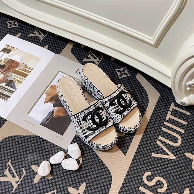 Embroidery Fashion Women Platform Slides