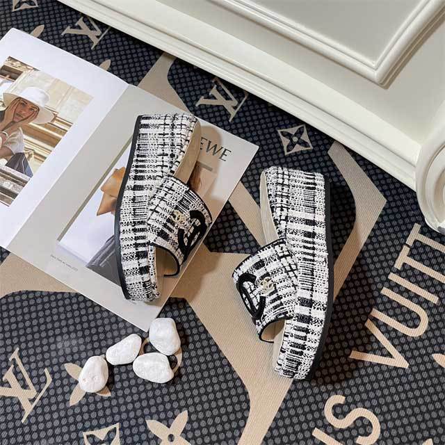 Embroidery Fashion Women Platform Slides