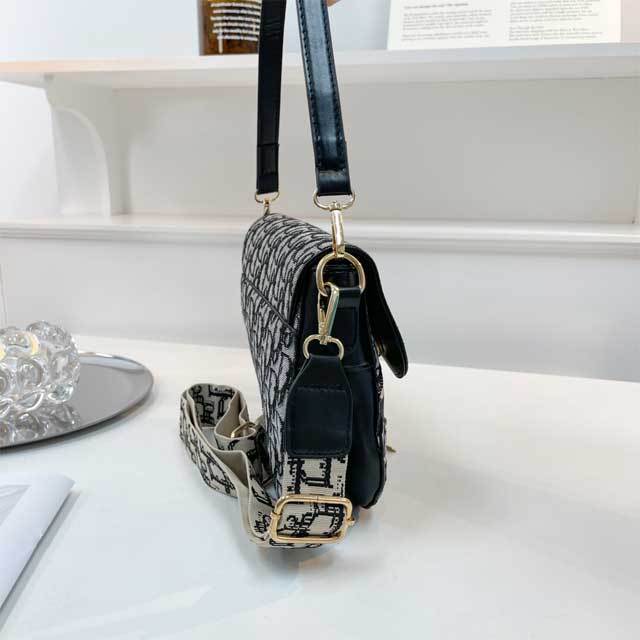 Printed Fashion Women Crossbody Saddle Bag