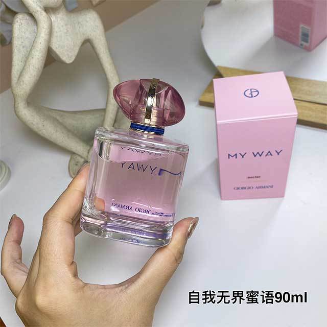 Elegant Women Perfume