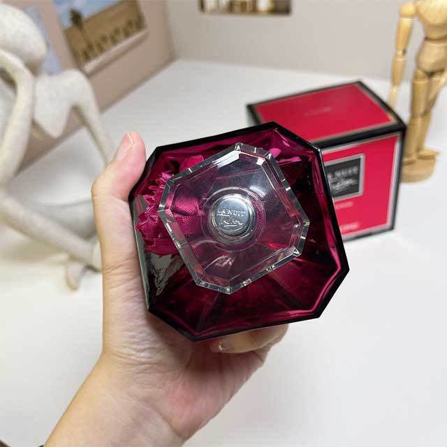 Perfect Perfume Gift For Women