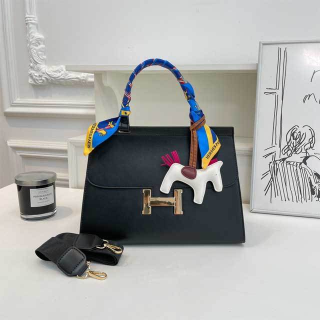 Metal Logo Leather Fashion Crossbody Bag