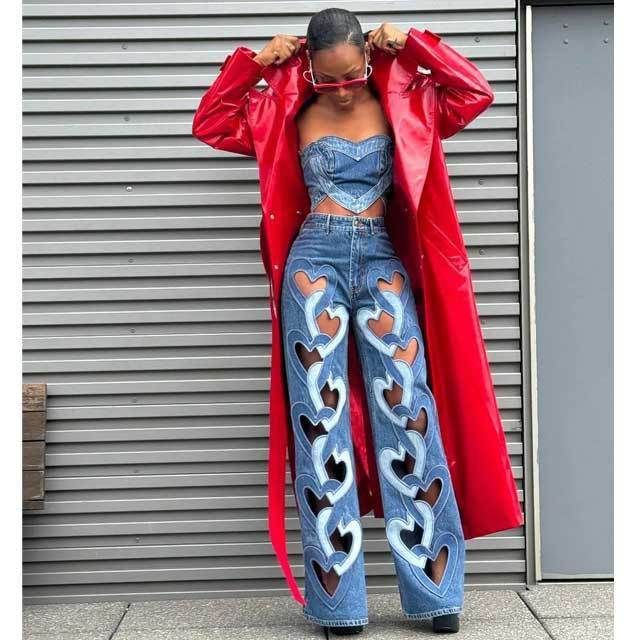 Hollow Out Embroidery Boyfriend Jeans