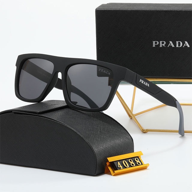 Oversize Frame Classic Sunglasses