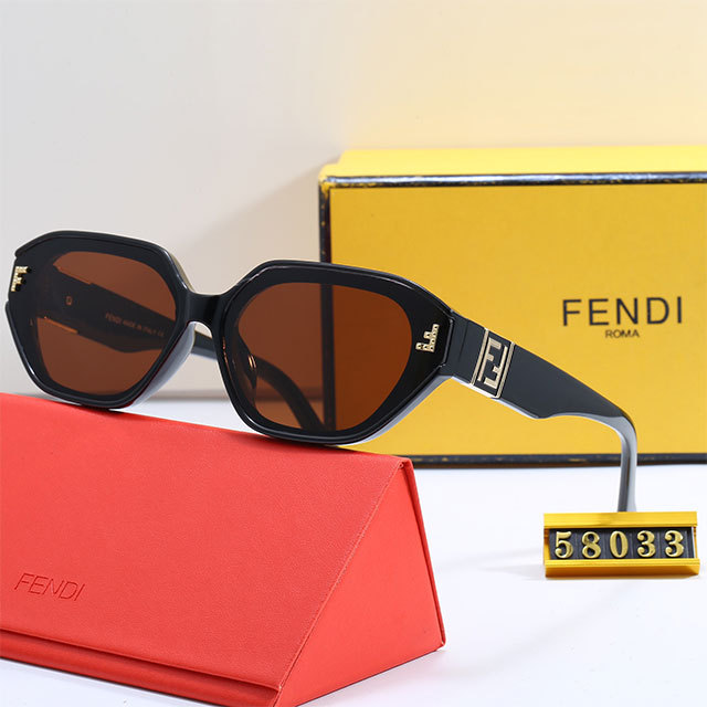 Elegant Modern Style Sunglasses