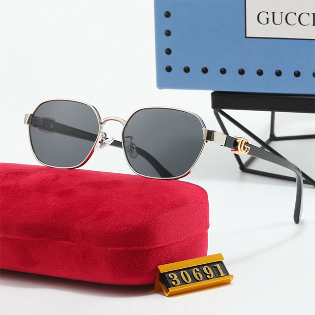 Metal Frame Retro Sunglasses