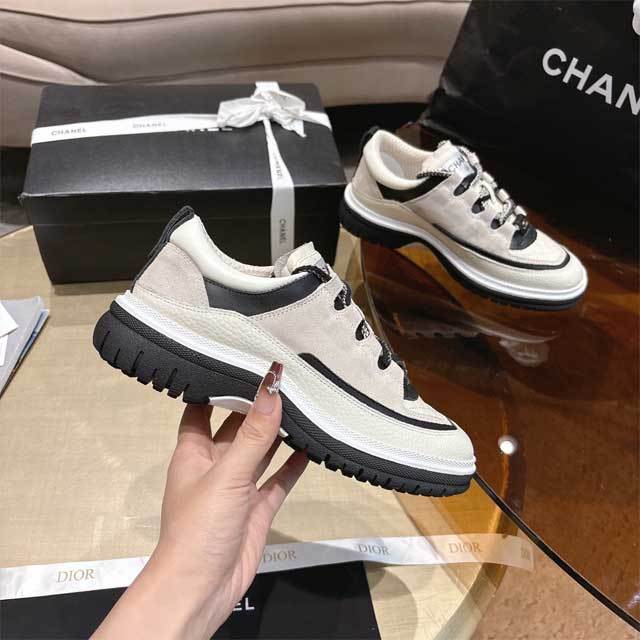 Lace-Up Fashion Women Casual Sneakers
