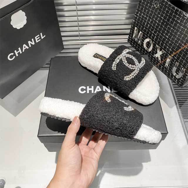 Rhinestones Furry Flat Slides