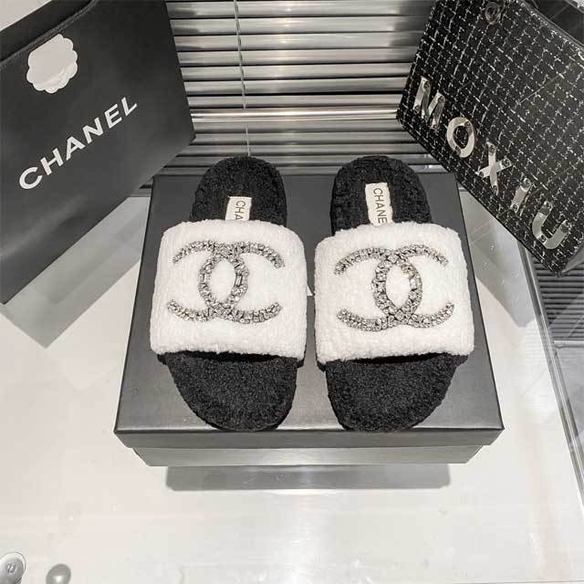 Rhinestones Furry Flat Slides