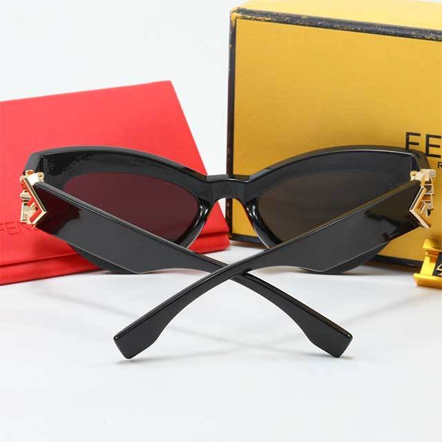 Trendy Cat Eye Frame Sunglasses