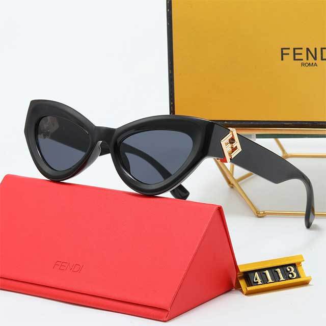 Trendy Cat Eye Frame Sunglasses