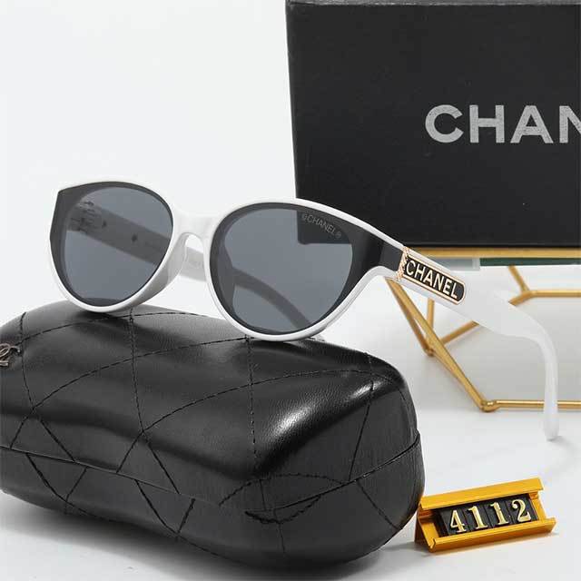 Oval Frame Luxury Sunglasses