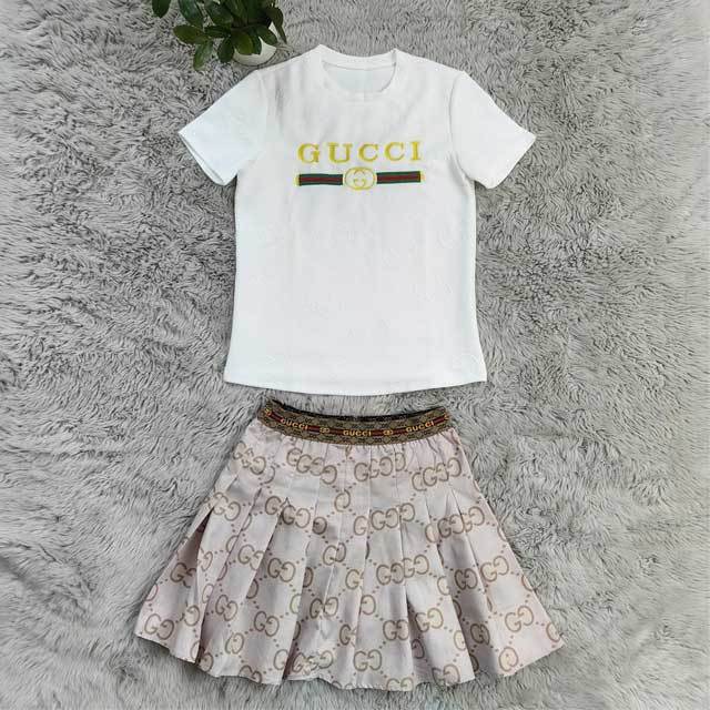 Embroidery Embossing Top Pleated Skirt Set