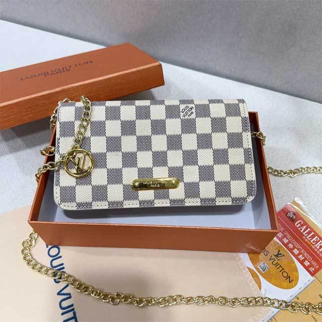 Fashion Chained Leather Messenger Bag