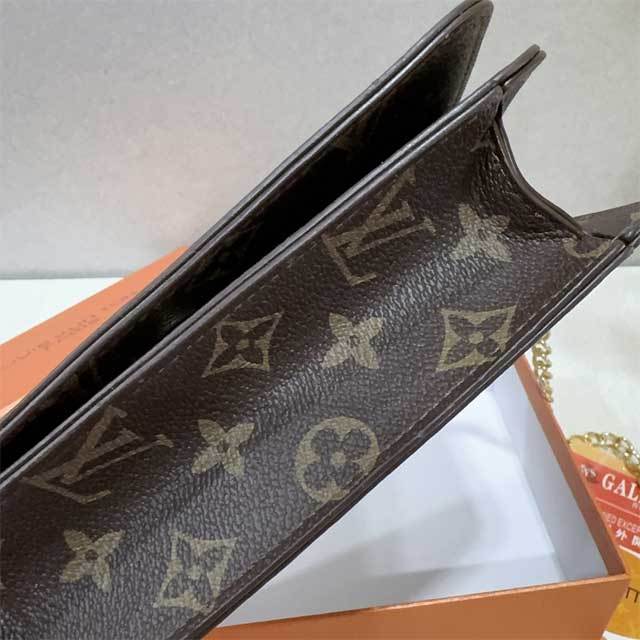 Fashion Chained Leather Messenger Bag