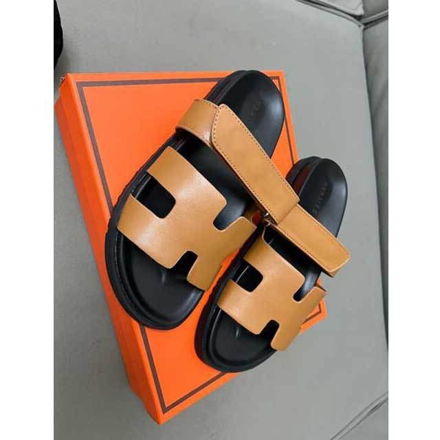 Vintage Style Hollow Out Design Flat Slides