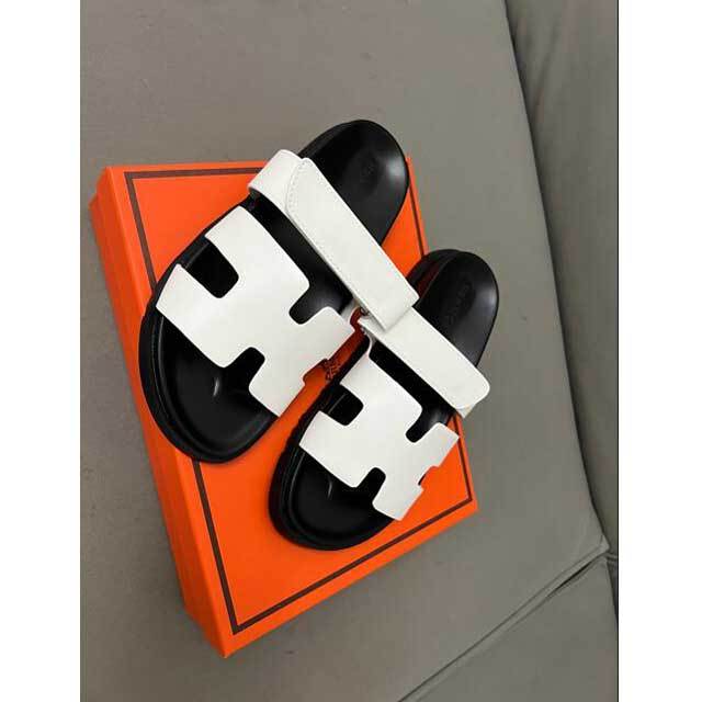 Vintage Style Hollow Out Design Flat Slides