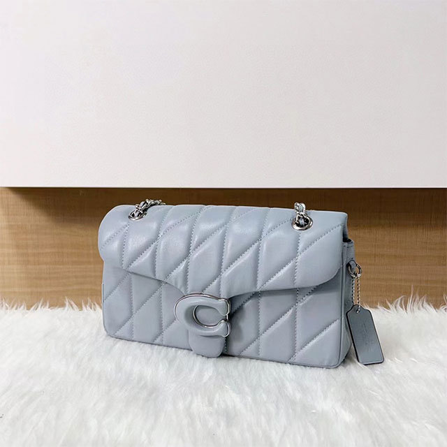 Stylish Design Chained Shoulder Bag(come with box)