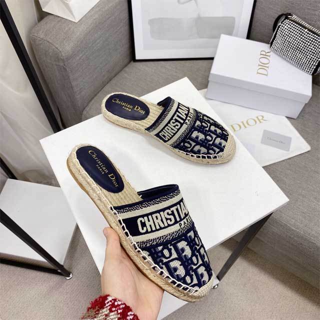 Embroidery Fashion Flat Shoes