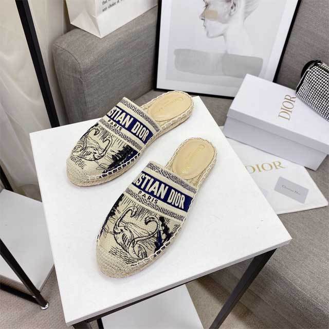 Embroidery Fashion Flat Shoes