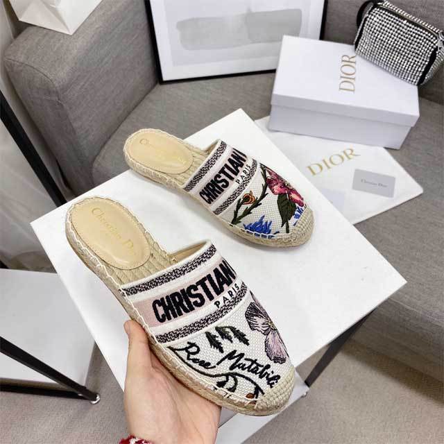 Embroidery Fashion Flat Shoes