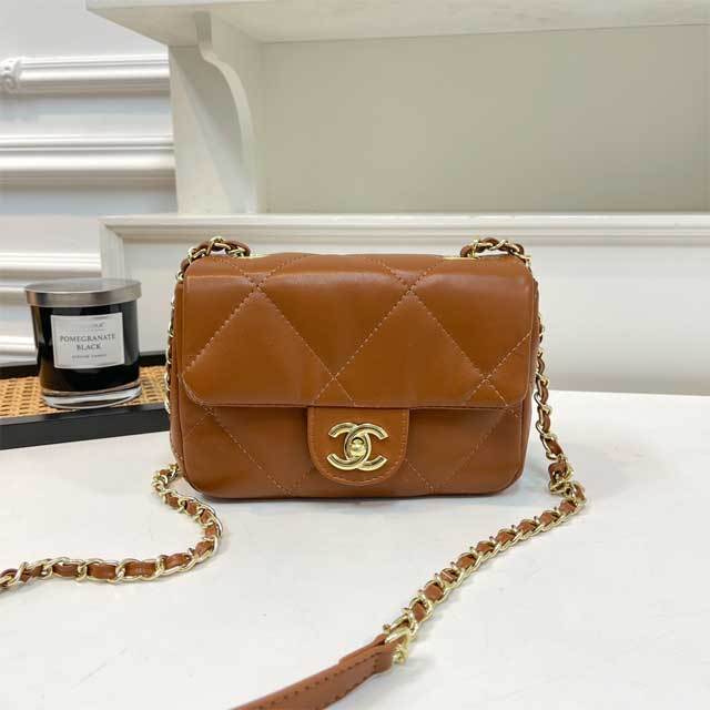 Metal Logo Fashion Messenger Bag