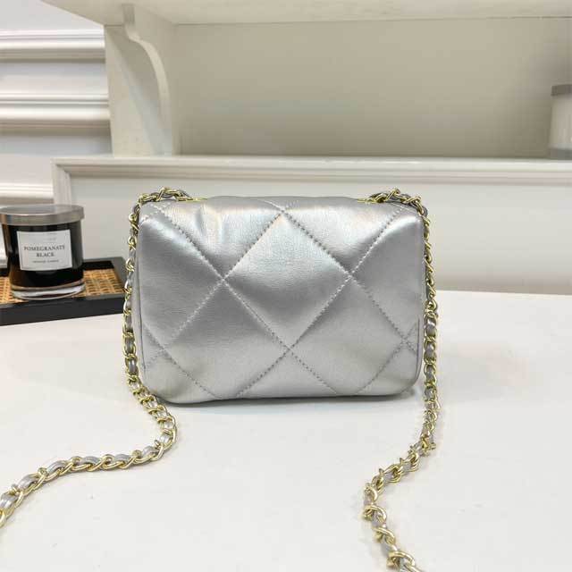 Metal Logo Fashion Messenger Bag