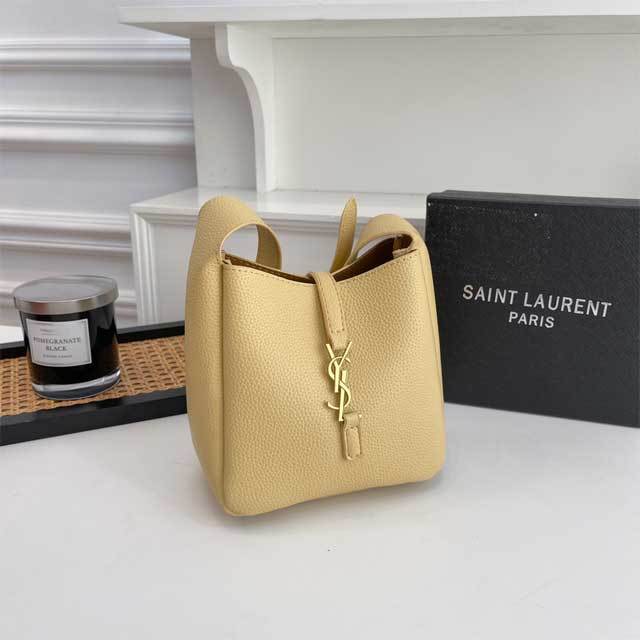 Metal Logo Fashion Women Shoulder Bag