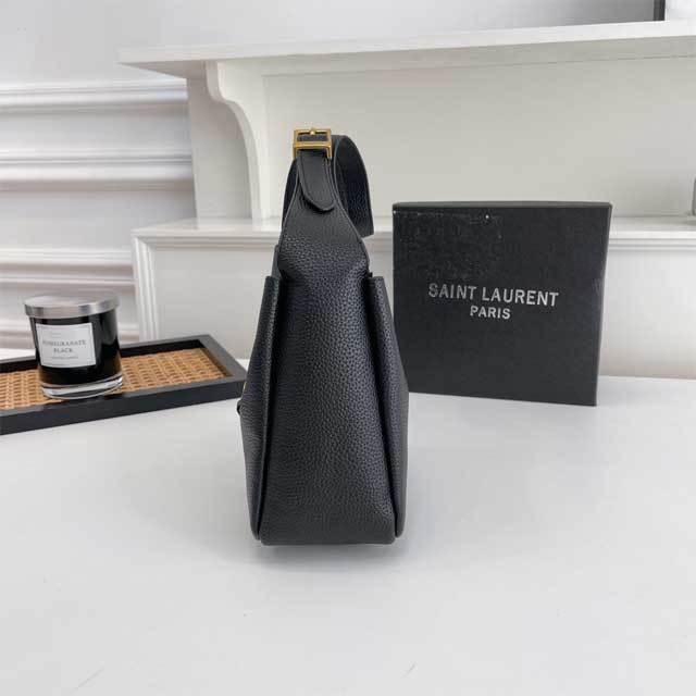 Metal Logo Fashion Women Shoulder Bag