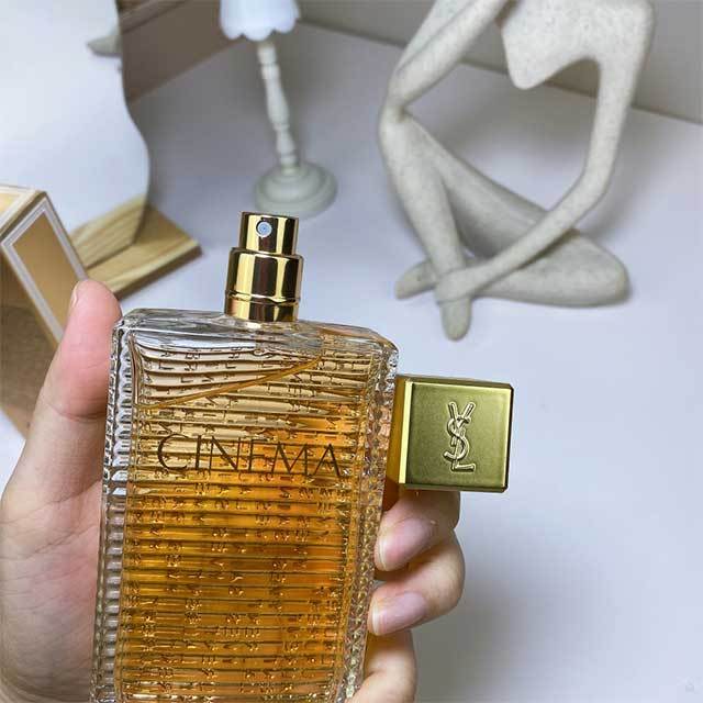 Classic Floral Fragrance for Women