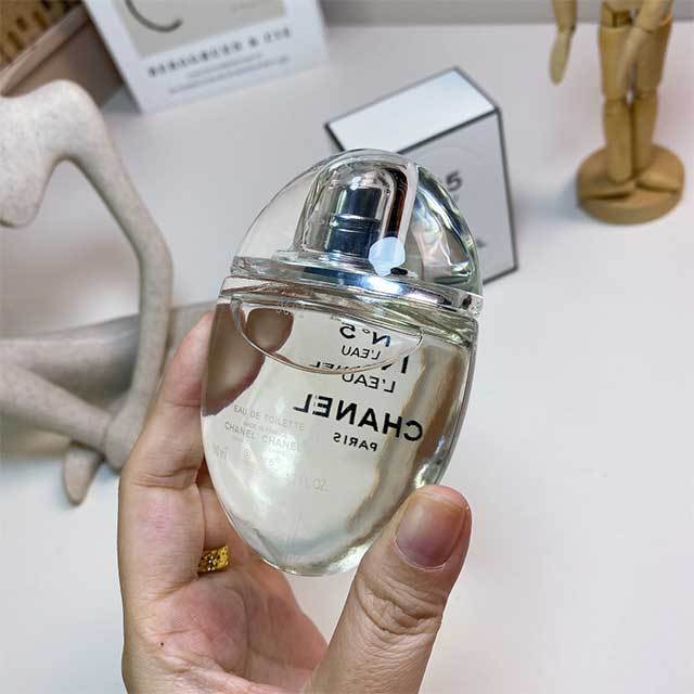 Vibrant Abstract Freshness Floral Women Perfume