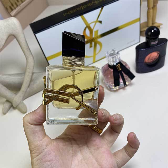 Women's Perfume Medium Sample Three Piece Set 30ml