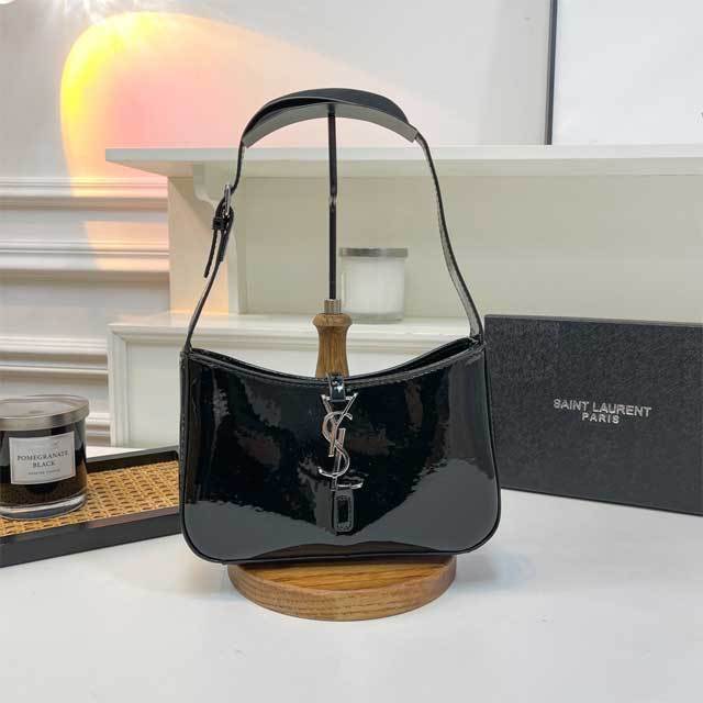 Metal Logo Leather Fashion Women Purses