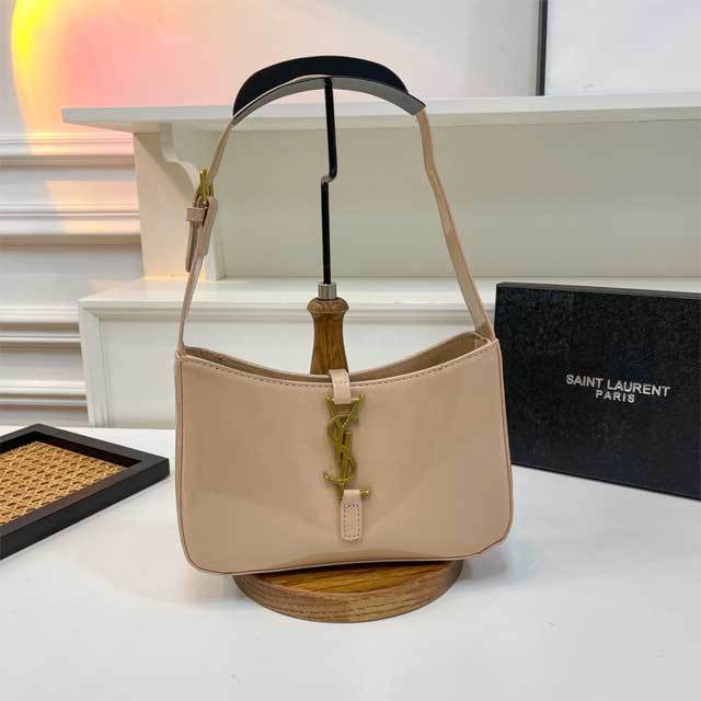Metal Logo Leather Fashion Women Purses