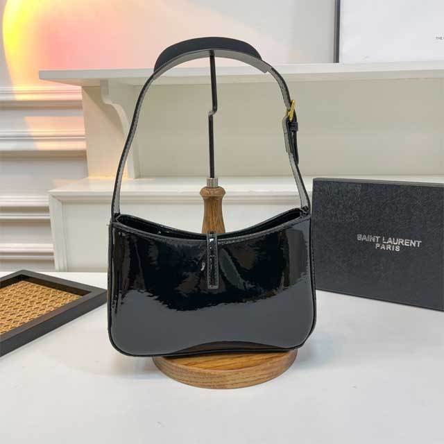 Metal Logo Leather Fashion Women Purses
