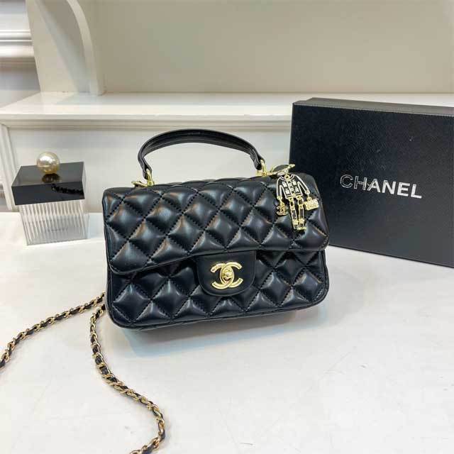 Leather Chained Fashion Messenger Bag