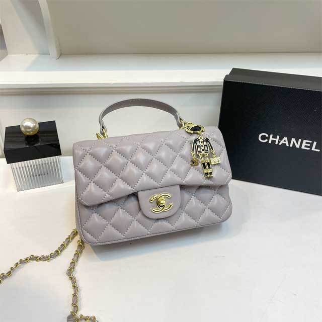Leather Chained Fashion Messenger Bag