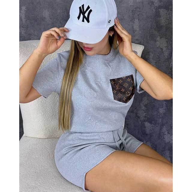 Fashion Embossing Short Tracksuit Set