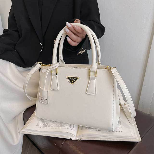 Fashion Logo Leather Women Crossbody Handbag